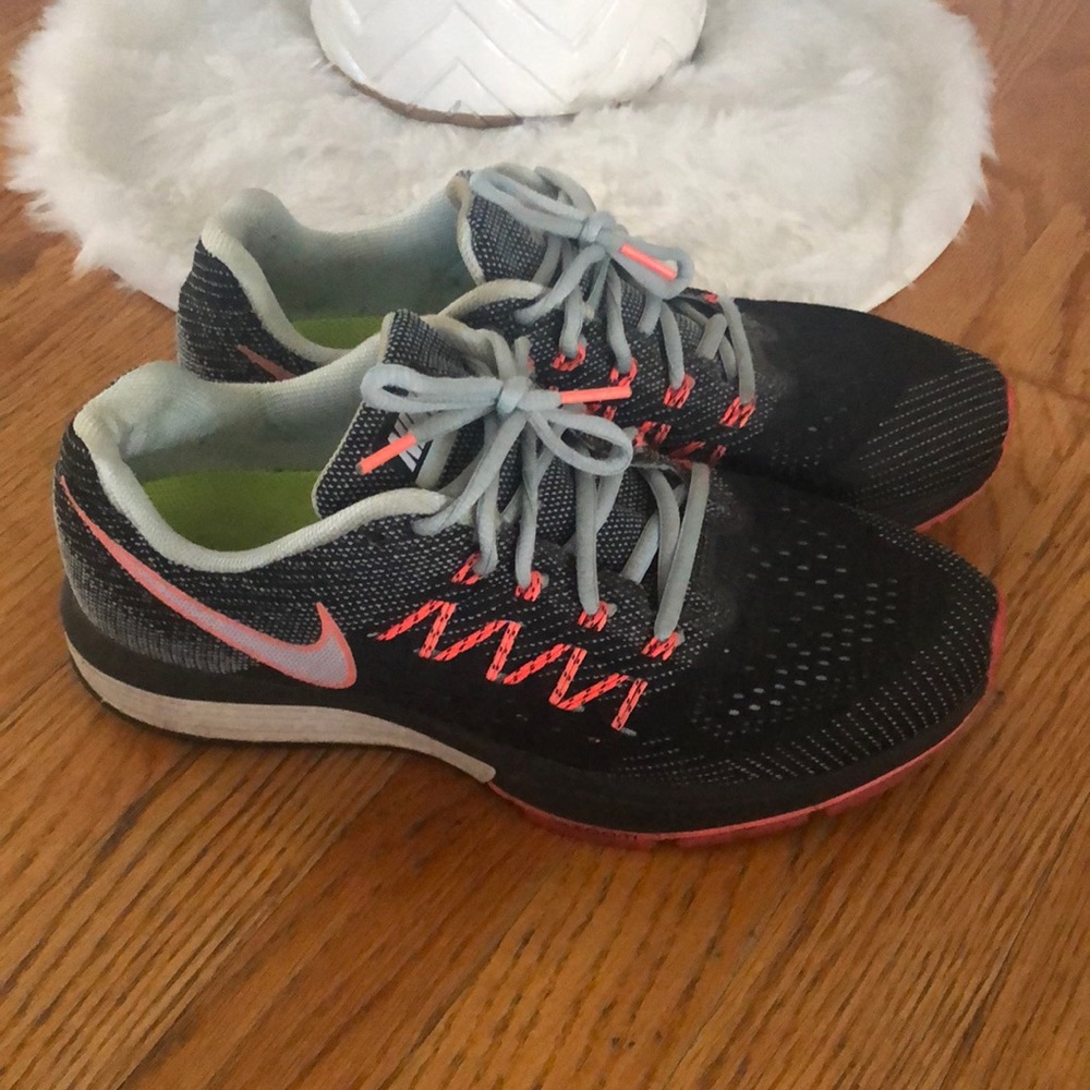 Nike Womens Running Shoes - size 9